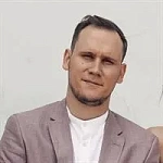 Комов Дмитрий Олегович